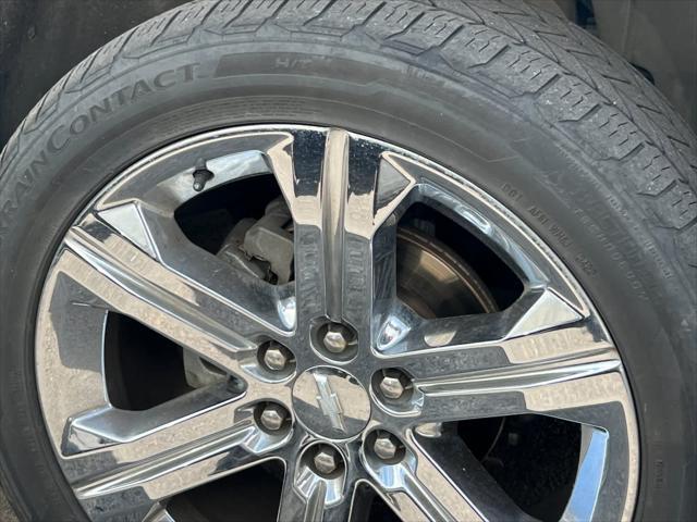 used 2017 Chevrolet Suburban car, priced at $23,990