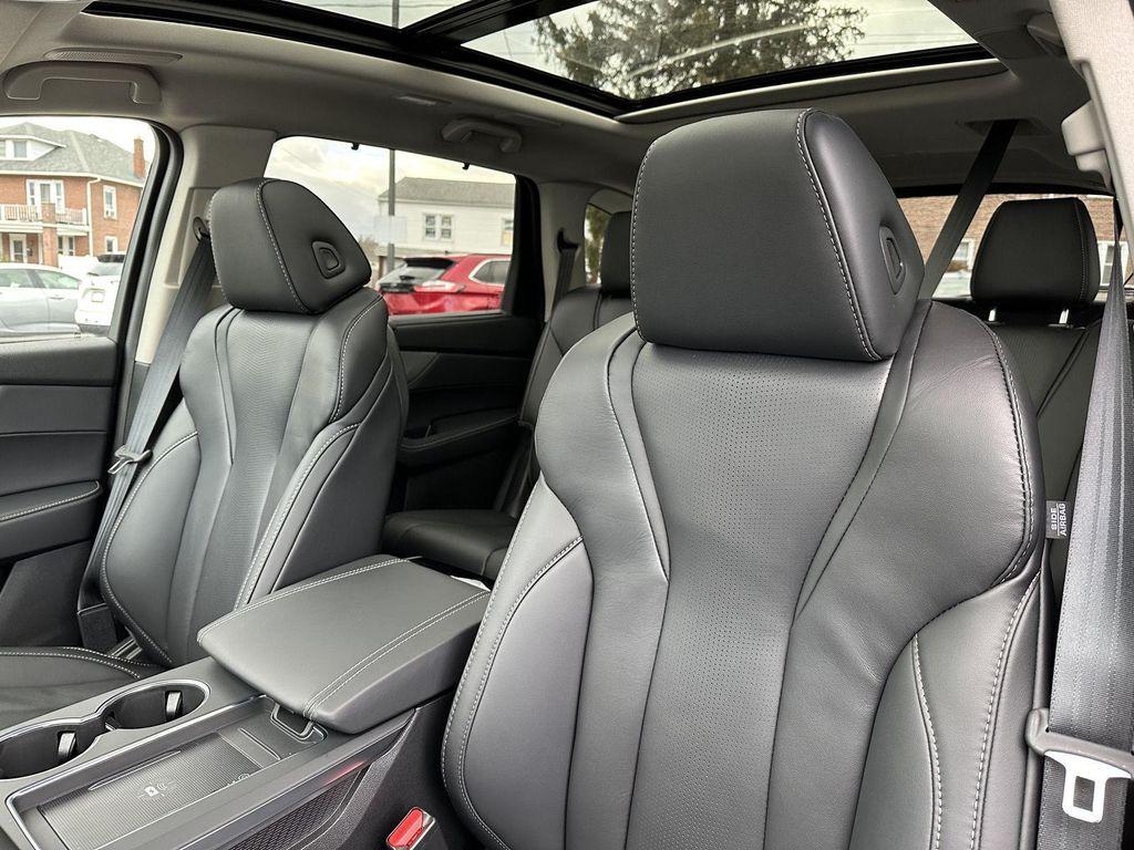 new 2026 Acura MDX car, priced at $61,350