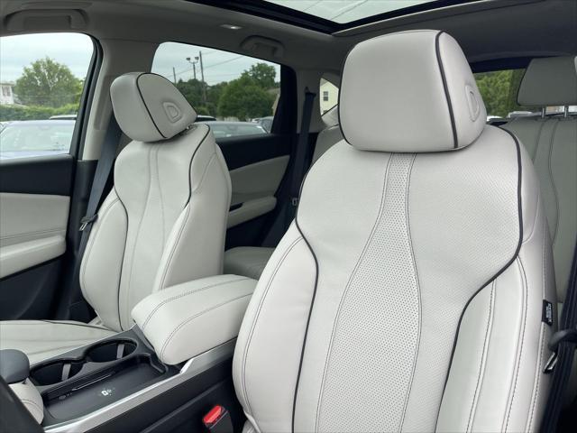 new 2025 Acura RDX car, priced at $53,800