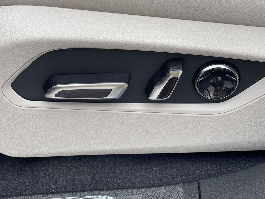 new 2025 Acura RDX car, priced at $49,250