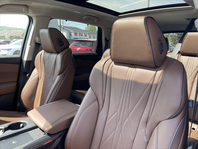 new 2025 Acura MDX car, priced at $68,250