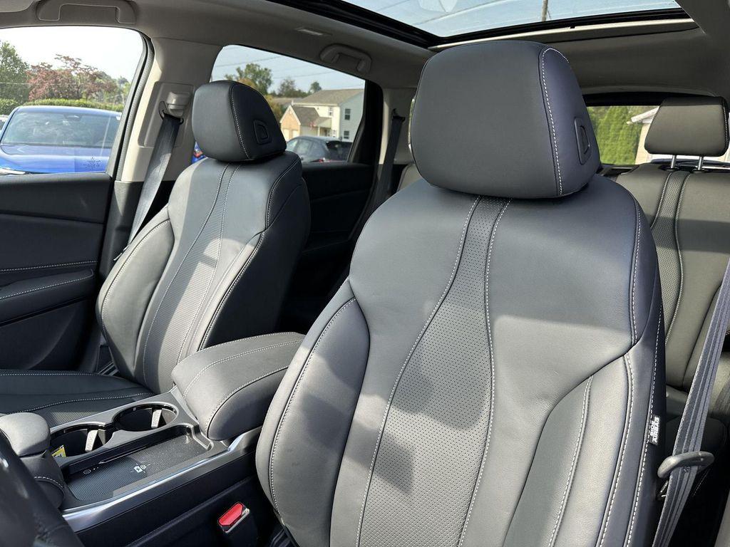 new 2025 Acura RDX car, priced at $49,250