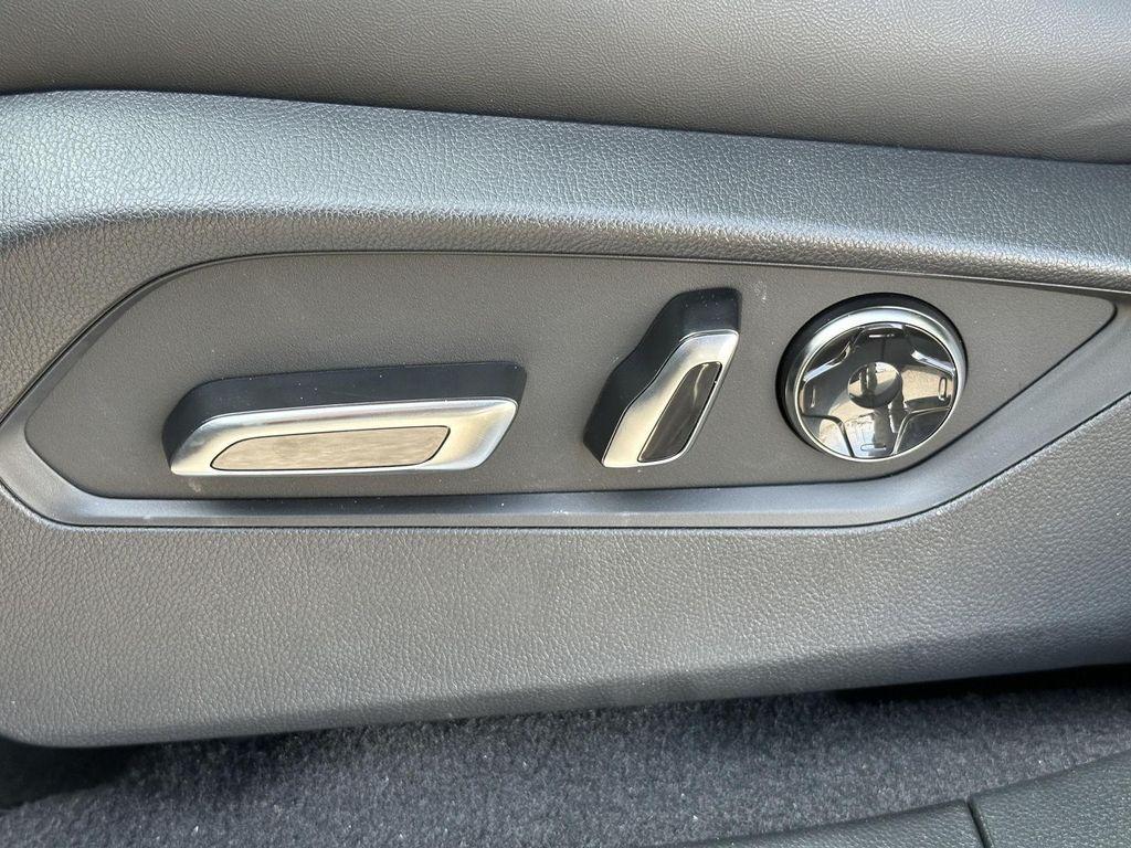 new 2025 Acura RDX car, priced at $49,250