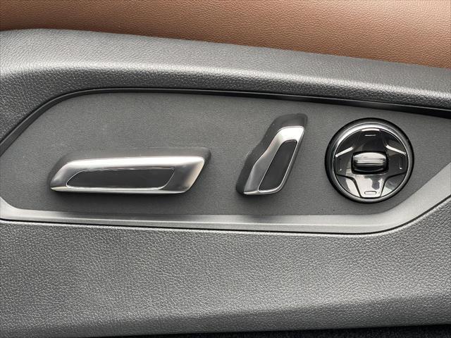 new 2025 Acura MDX car, priced at $68,250