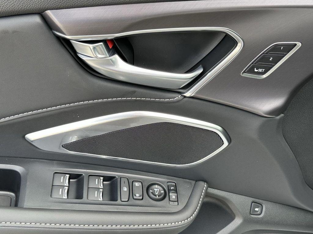 new 2025 Acura RDX car, priced at $46,650