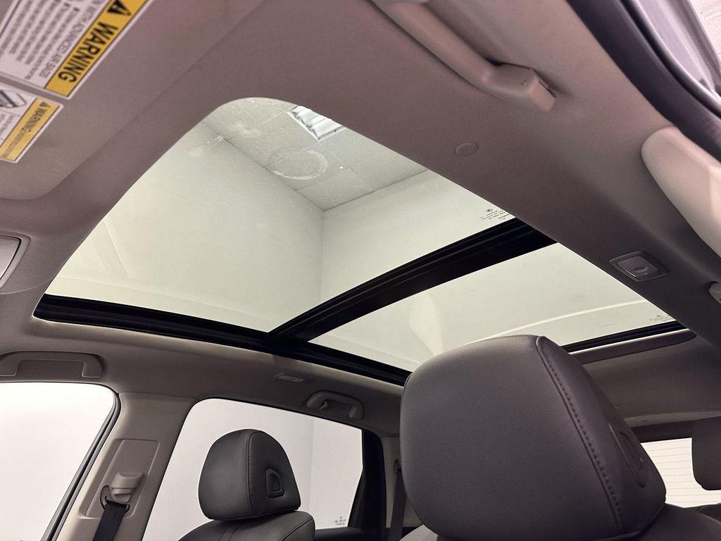 used 2023 Acura RDX car, priced at $33,900