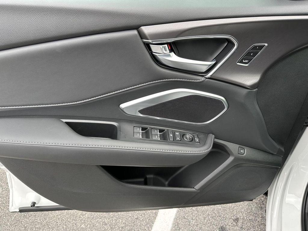 new 2025 Acura RDX car, priced at $46,650