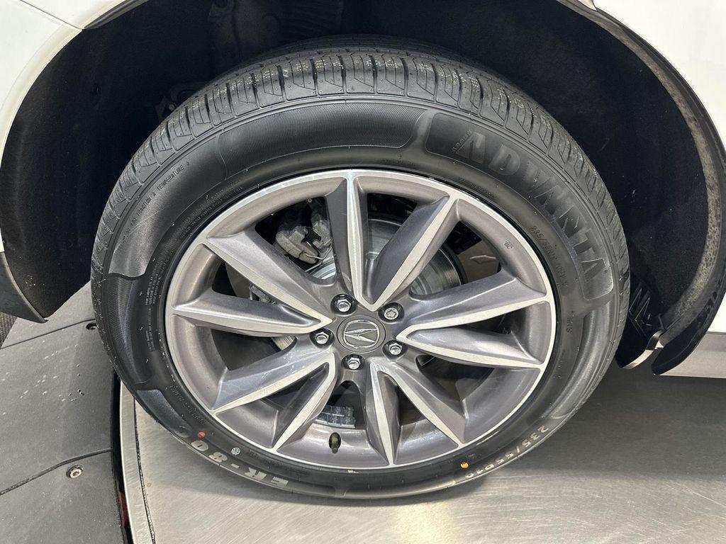 used 2022 Acura RDX car, priced at $32,000