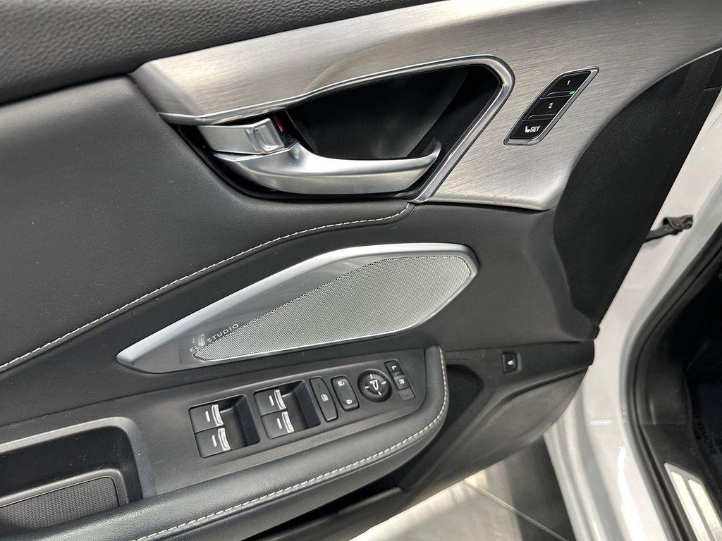 used 2022 Acura RDX car, priced at $32,000
