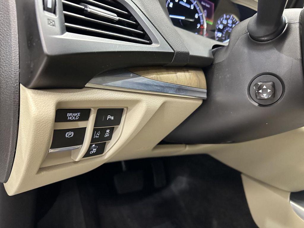 used 2020 Acura MDX car, priced at $29,000