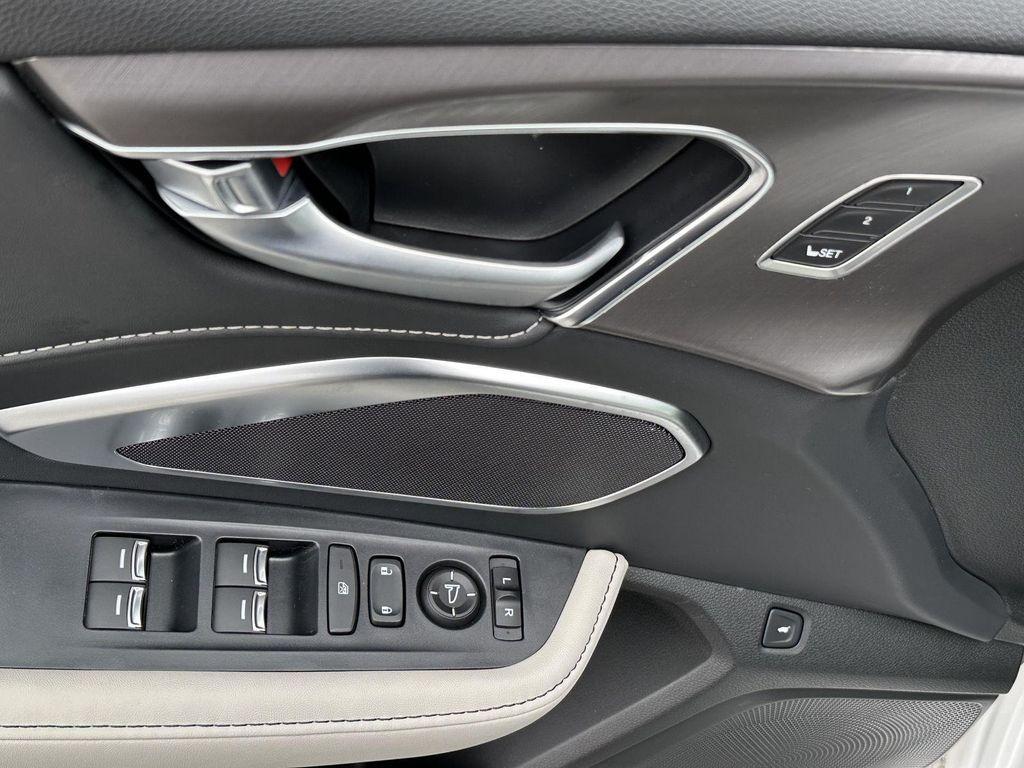 new 2026 Acura RDX car, priced at $47,050