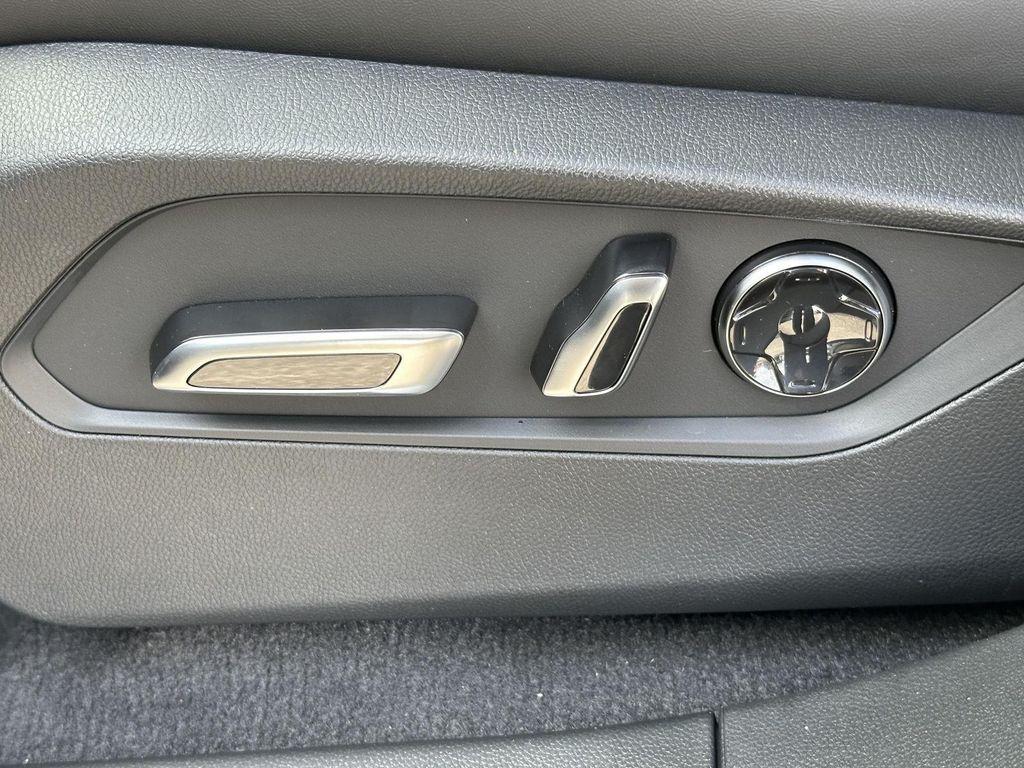 new 2026 Acura RDX car, priced at $52,650