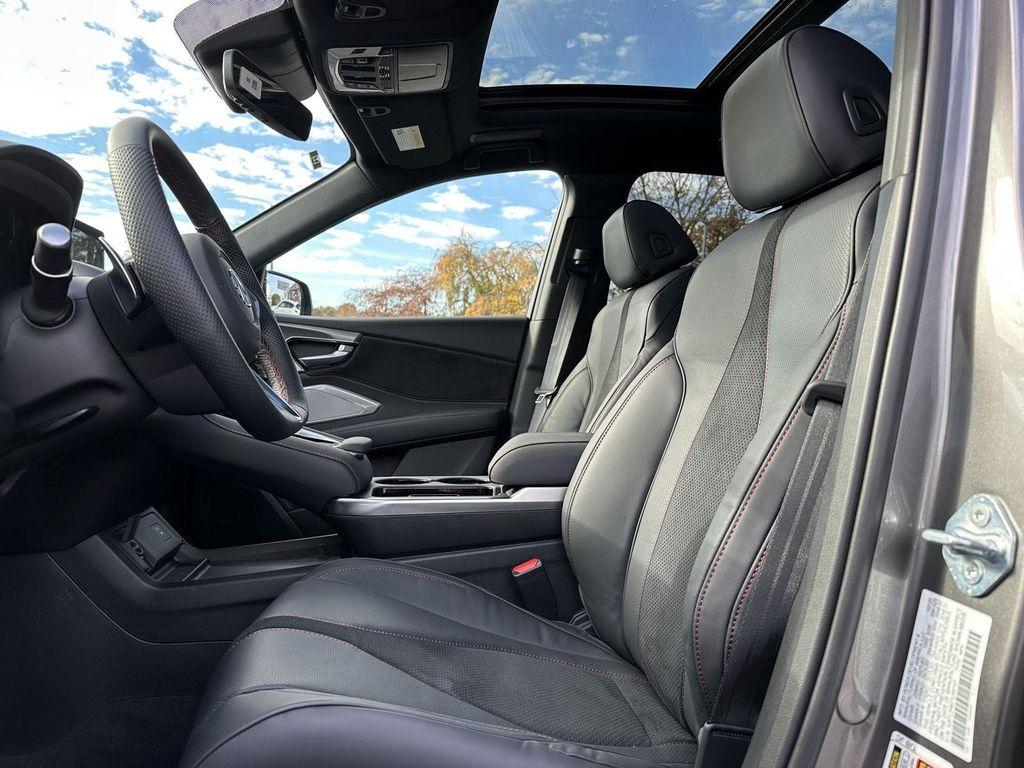 new 2026 Acura RDX car, priced at $52,650