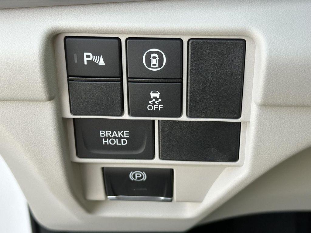 new 2026 Acura RDX car, priced at $49,650