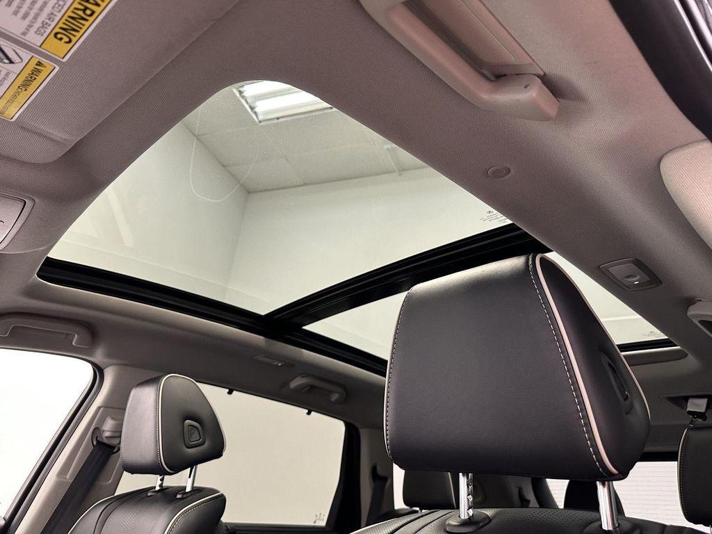 used 2023 Acura MDX car, priced at $43,900