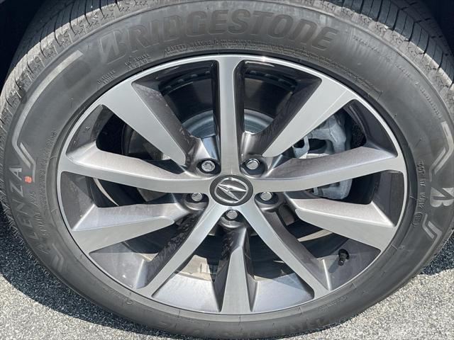 used 2025 Acura MDX car, priced at $53,000