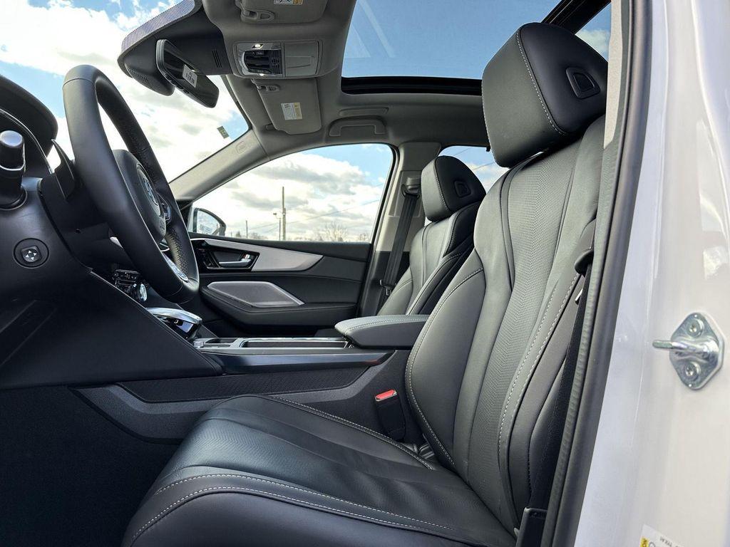 new 2026 Acura MDX car, priced at $61,350