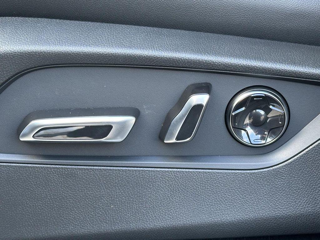 new 2026 Acura MDX car, priced at $61,350