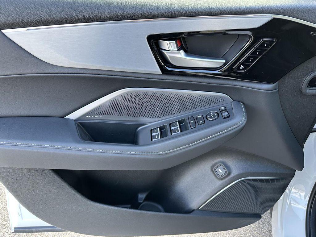 new 2026 Acura MDX car, priced at $61,350