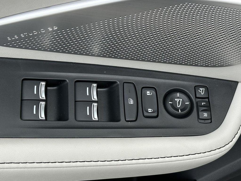 new 2026 Acura RDX car, priced at $54,800