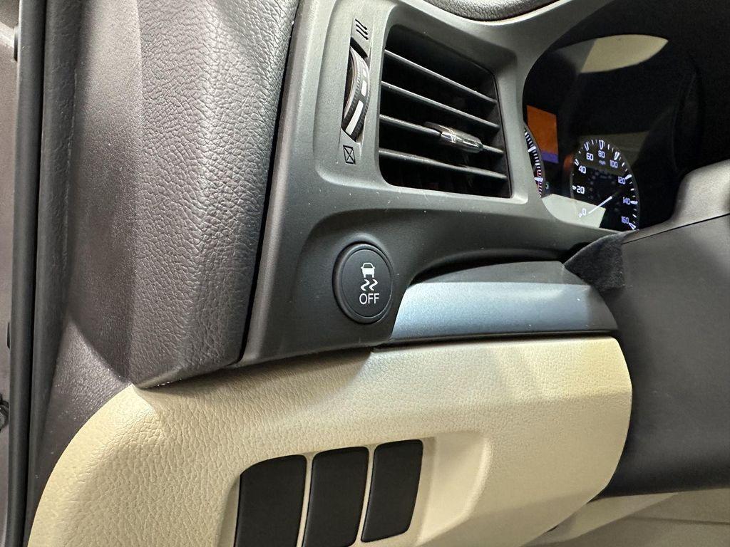 used 2013 Acura ILX car, priced at $10,400