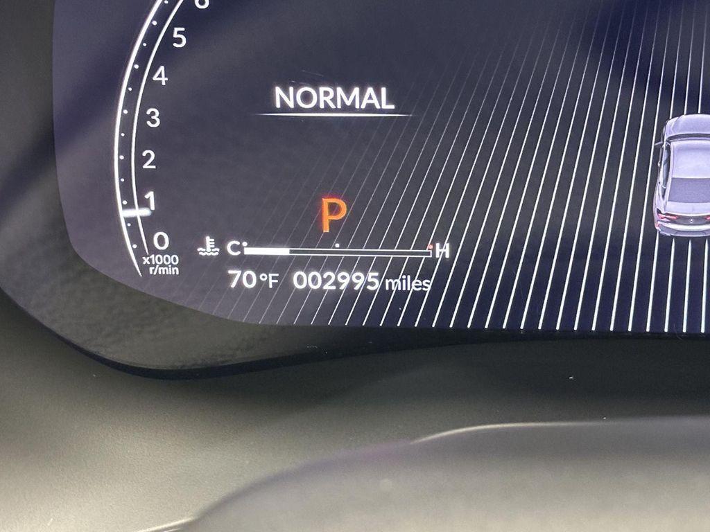 used 2025 Acura TLX car, priced at $39,500