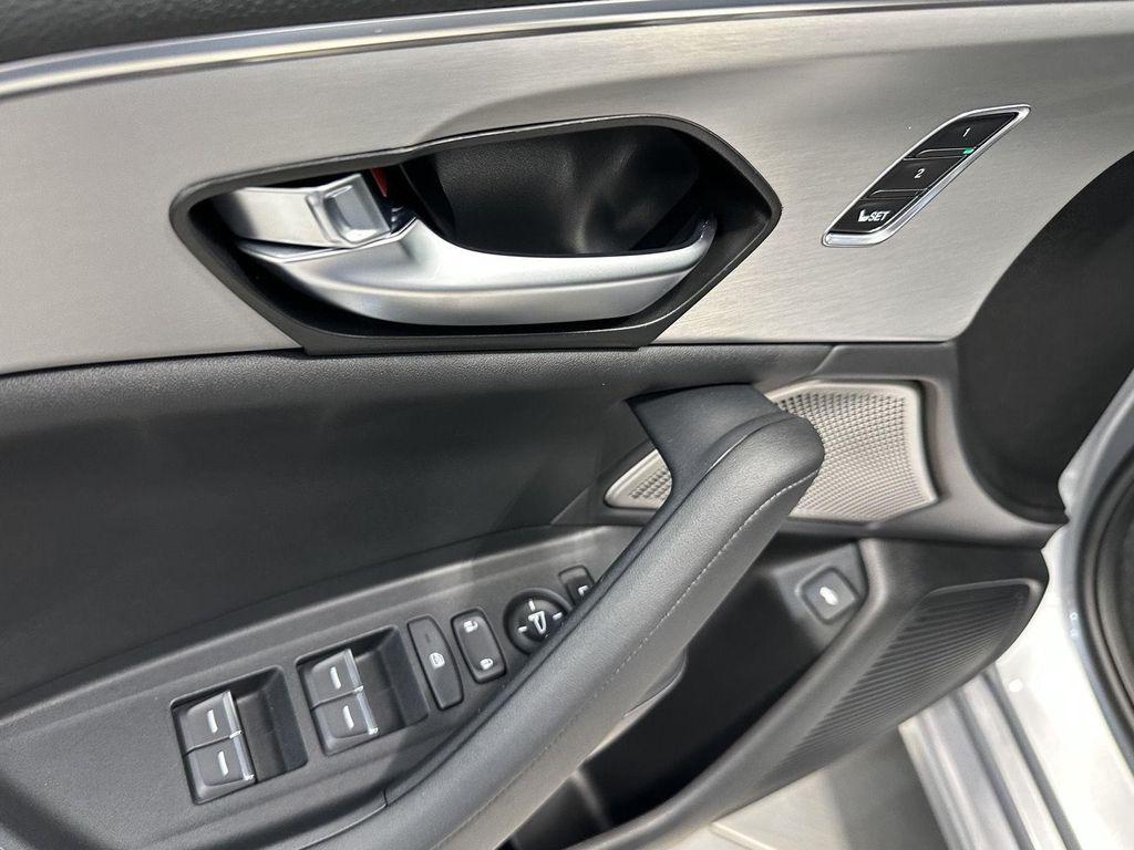 used 2025 Acura TLX car, priced at $39,500