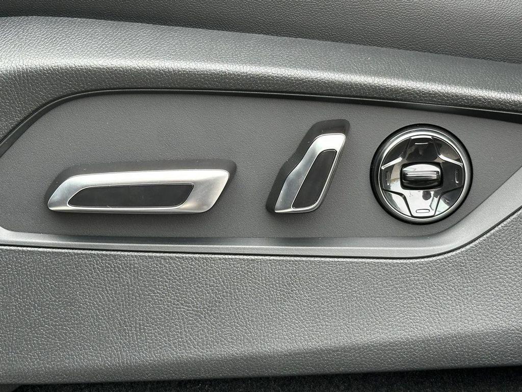 new 2026 Acura MDX car, priced at $68,250