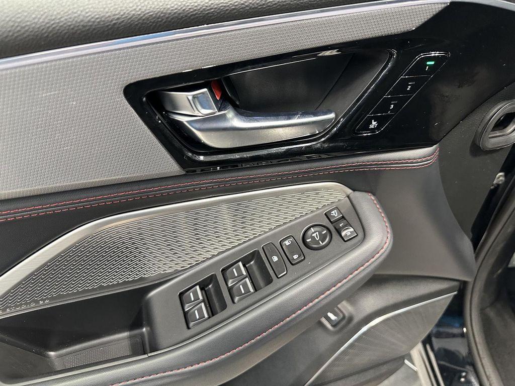 used 2022 Acura MDX car, priced at $38,000