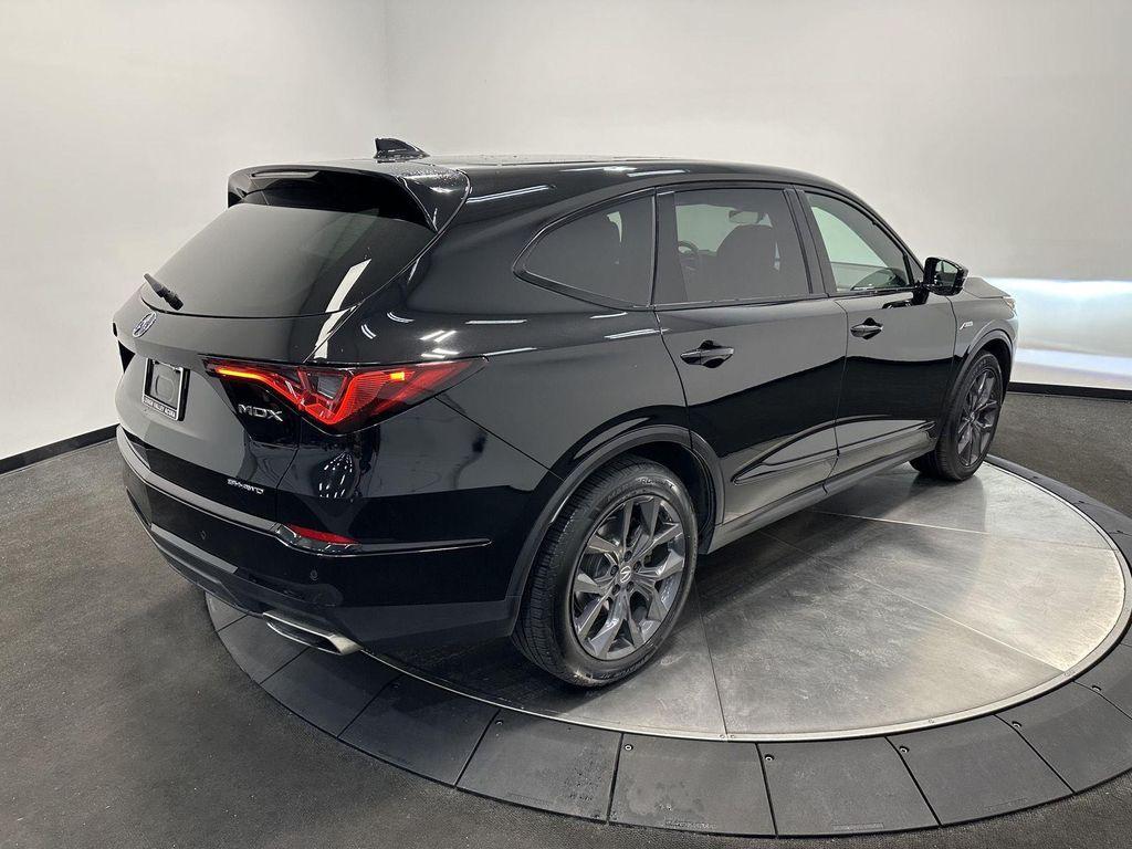 used 2022 Acura MDX car, priced at $38,000