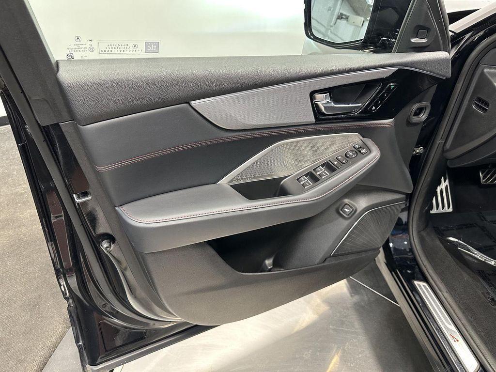 used 2022 Acura MDX car, priced at $38,000