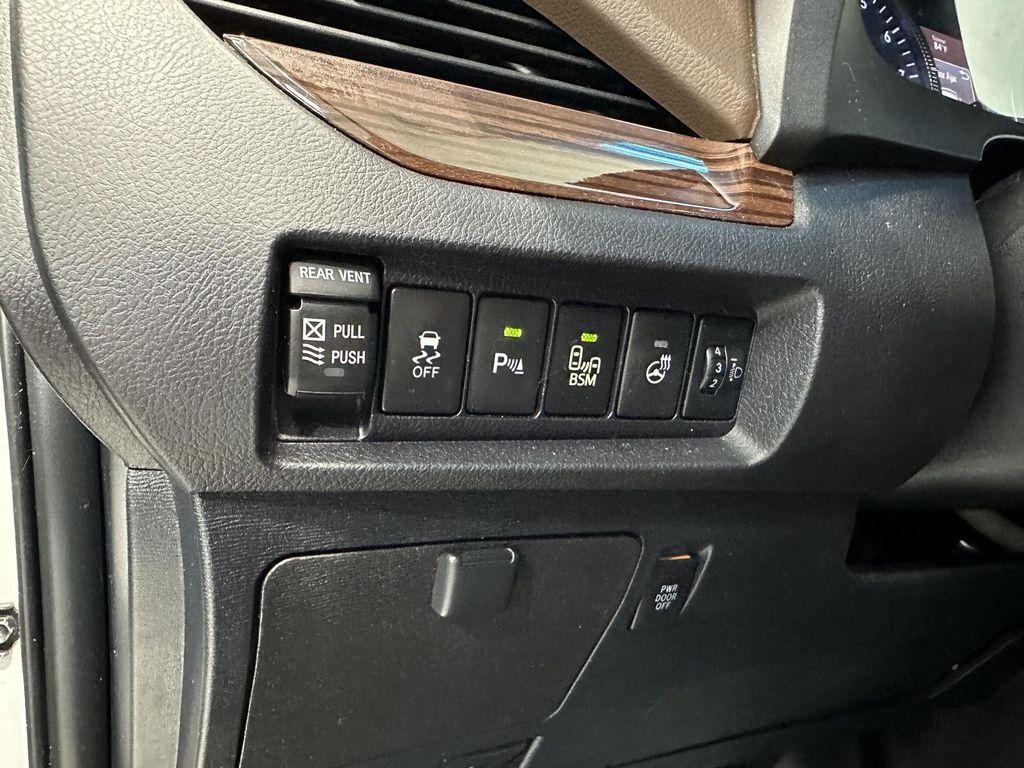 used 2017 Toyota Sienna car, priced at $21,250
