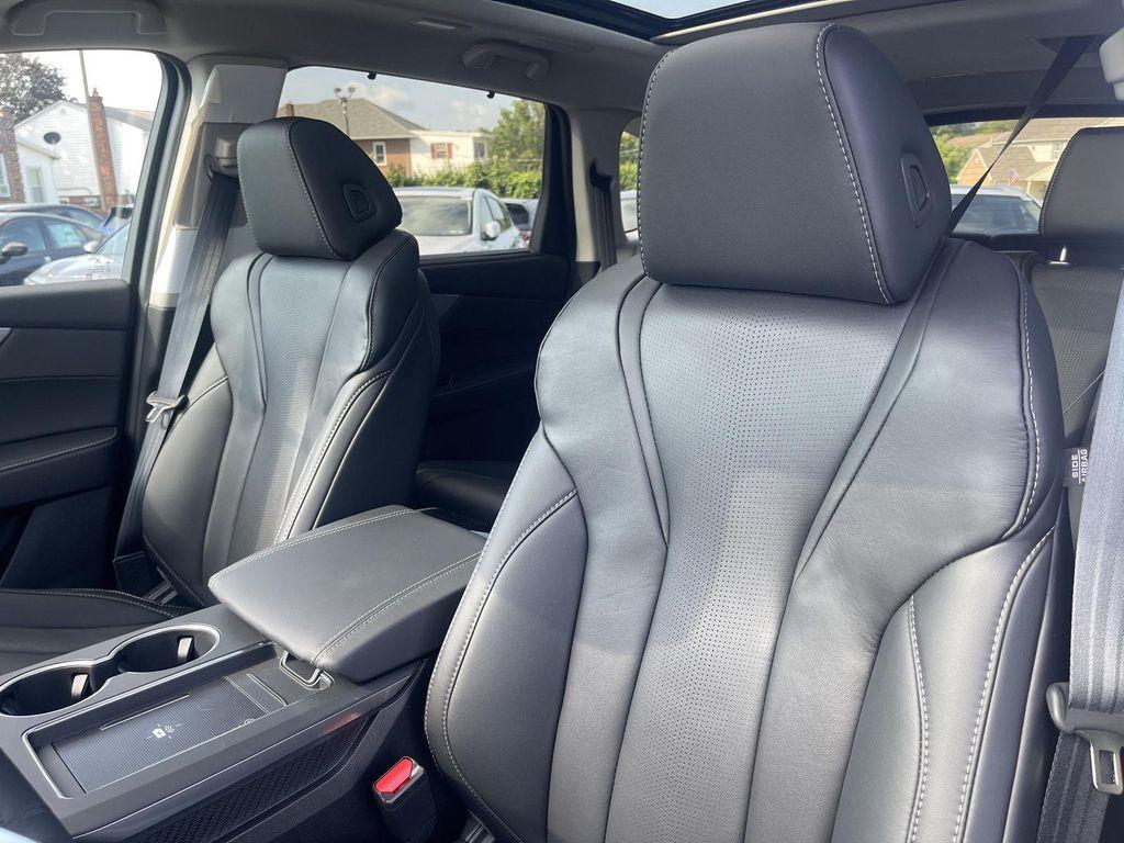 new 2025 Acura MDX car, priced at $60,750