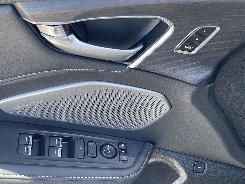 new 2025 Acura RDX car, priced at $53,800