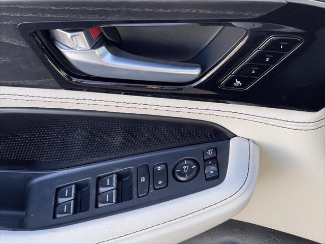 new 2025 Acura MDX car, priced at $77,200