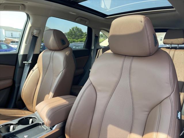 new 2025 Acura RDX car, priced at $49,250