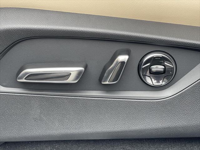 new 2025 Acura MDX car, priced at $68,250