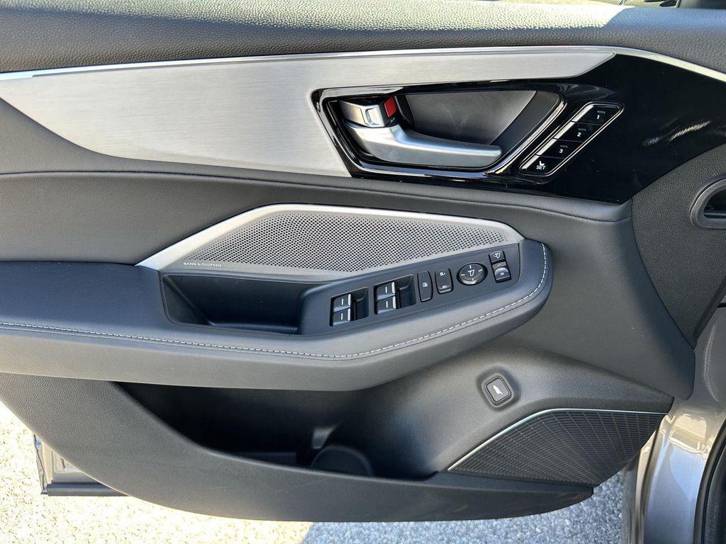 new 2026 Acura MDX car, priced at $61,350