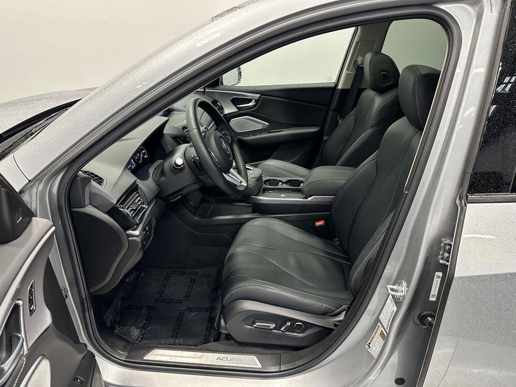 used 2025 Acura RDX car, priced at $43,000