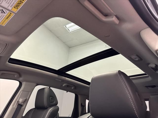 used 2023 Acura MDX car, priced at $46,000