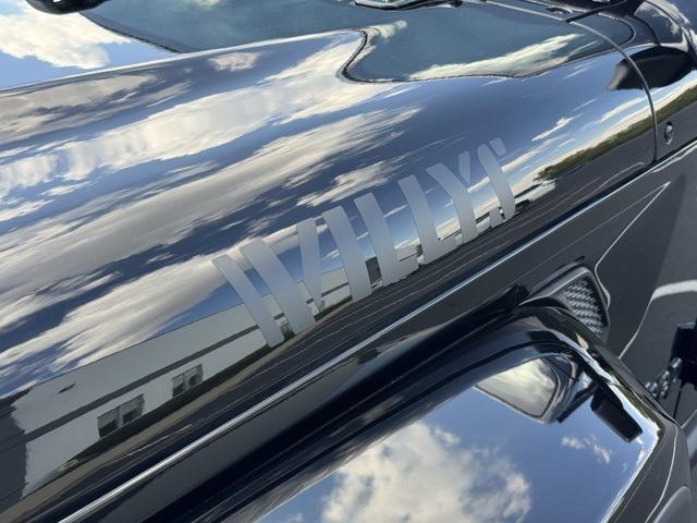 used 2021 Jeep Gladiator car, priced at $31,443