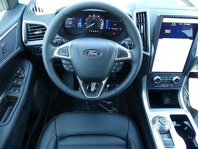 new 2024 Ford Edge car, priced at $38,077
