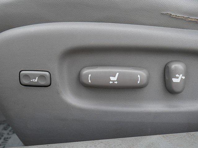 used 2007 Toyota Avalon car, priced at $8,999