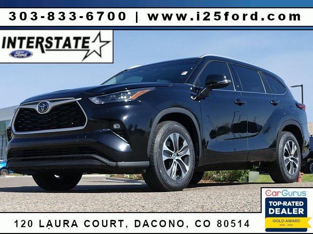 used 2022 Toyota Highlander car, priced at $32,477