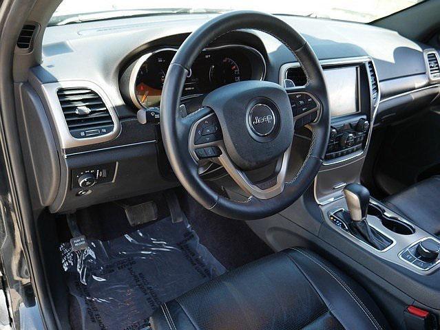 used 2017 Jeep Grand Cherokee car, priced at $17,144