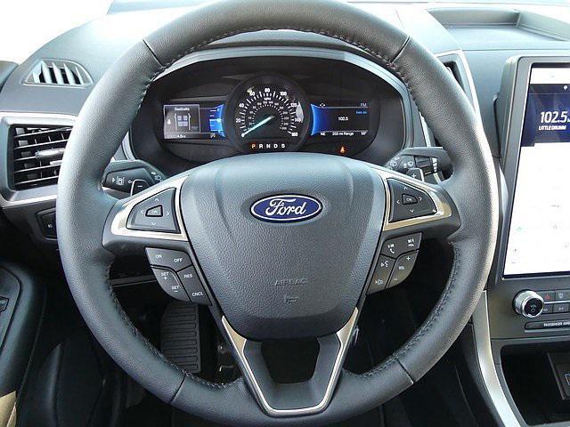 new 2024 Ford Edge car, priced at $39,005