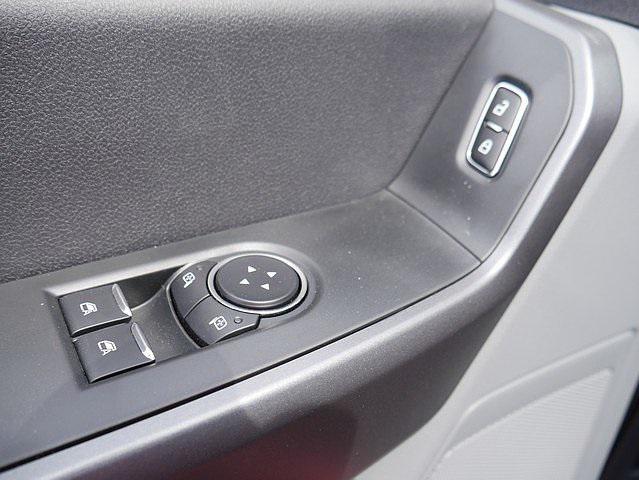 new 2025 Ford F-250 car, priced at $63,870