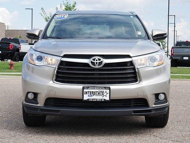 used 2014 Toyota Highlander car, priced at $16,999