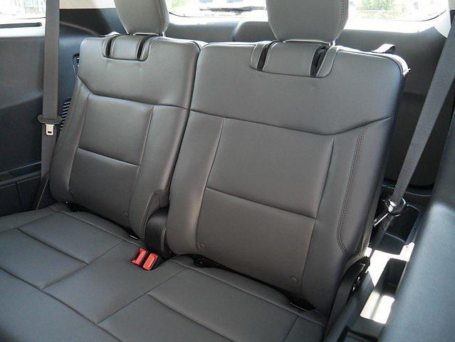 new 2025 Ford Explorer car, priced at $46,154