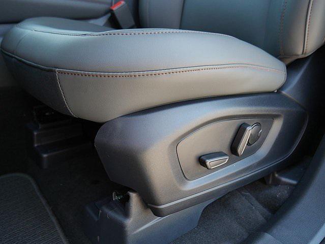 new 2025 Ford Explorer car, priced at $46,154